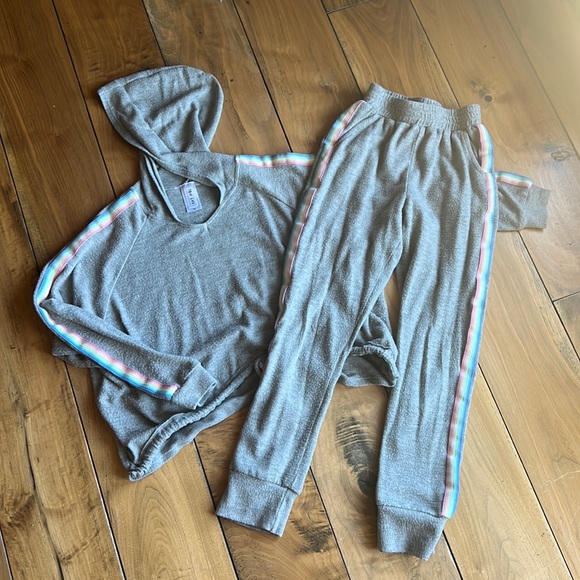 Girls jogger set - Picture 3 of 11